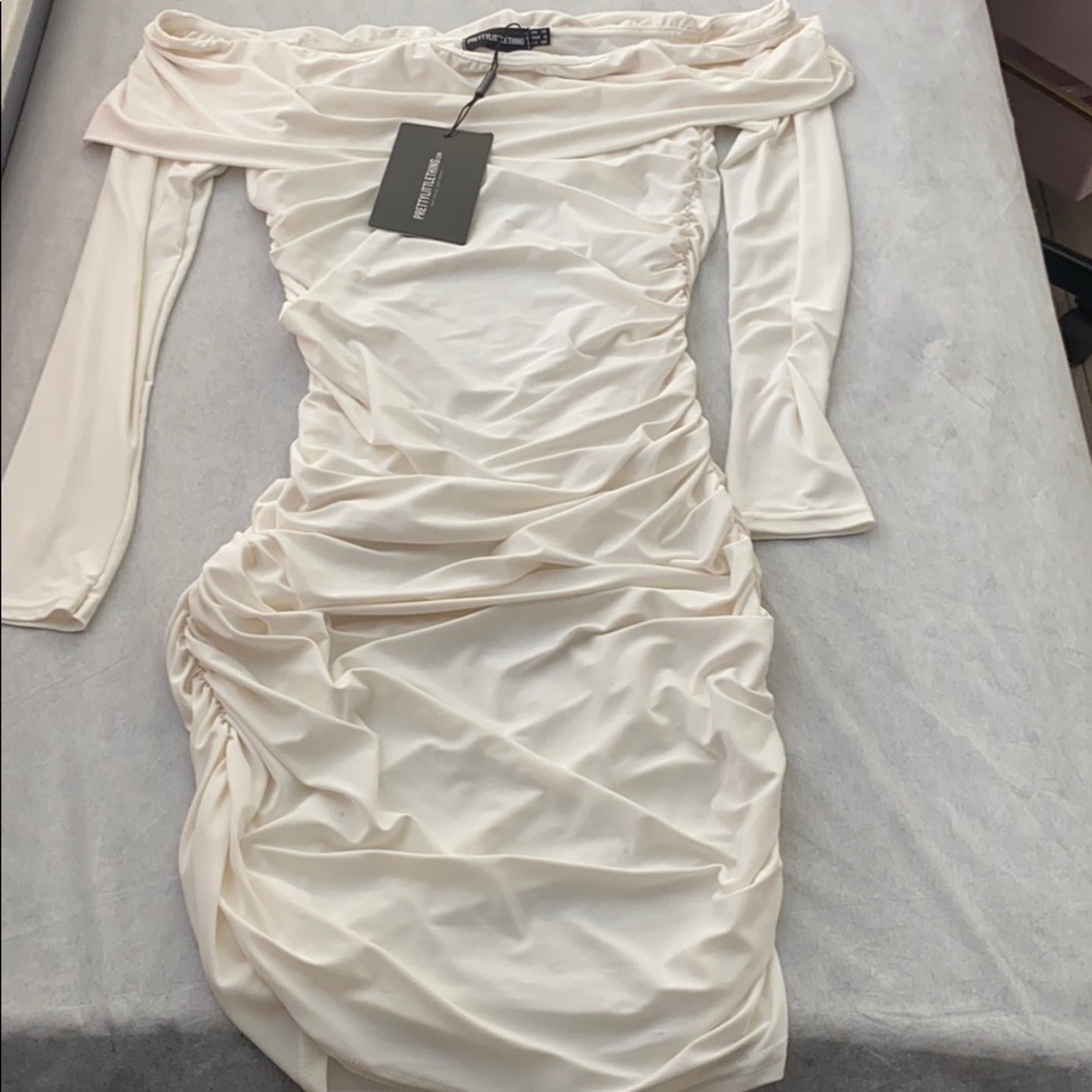 White bodycon dress